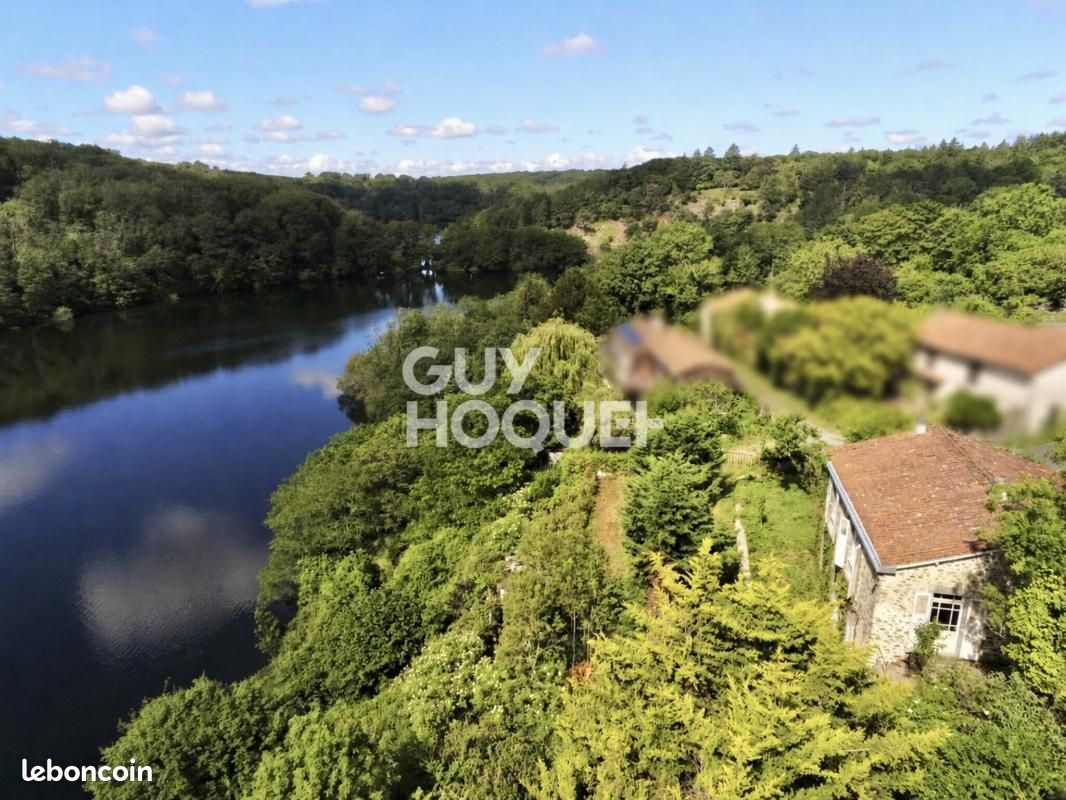 Maison 4 pièces 110 m² · à Mervent · 110 m² · 128 000 €