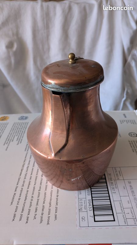 Cruche en cuivre (image 2)