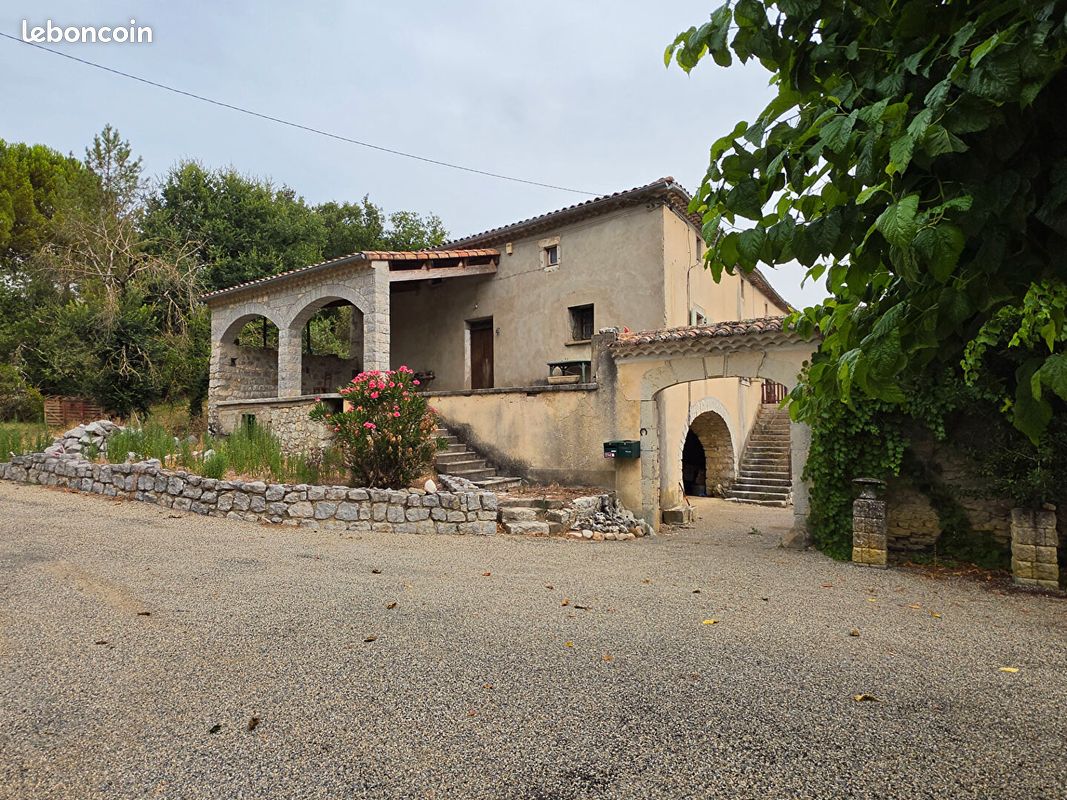 Maison 8 pièces 124 m² · à Beaulieu · 124 m² · 382 000 €