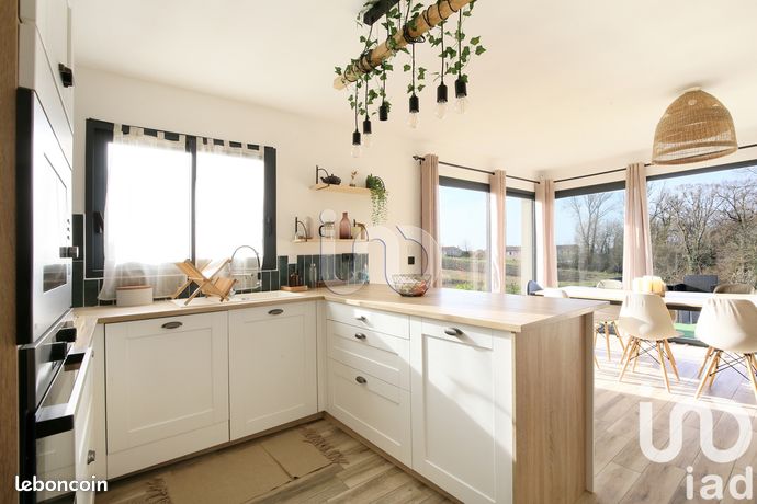 Maison 6 pièces 120 m²