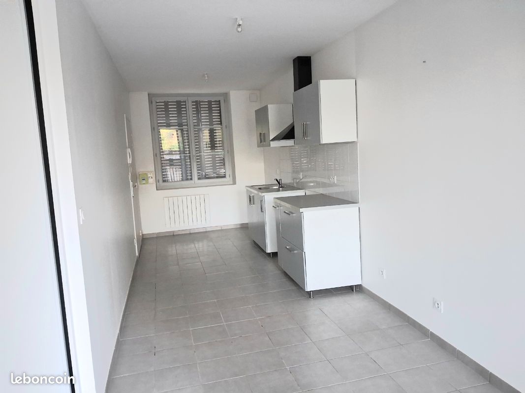 Appartement 2 pièces 51 m² · à Belley · 51 m² · 144 000 €