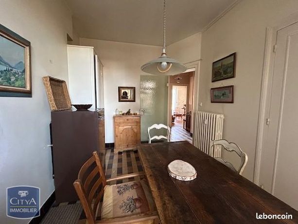 Appartement 2 pièces 61 m² — 9