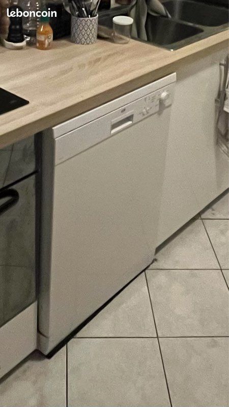 Lave vaisselle 60 cm ESSENTIELB LV47 L1b (image 1)