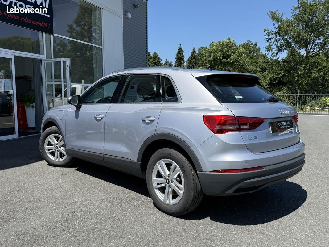 AUDI Q3 45 TFSI e 245ch Design S tronic 6 (image 2)
