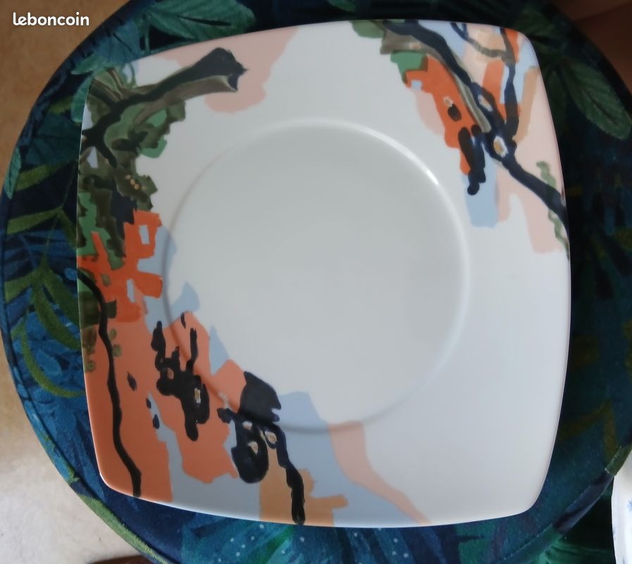 Trois assiettes Limoge JL Coquet (image 2)