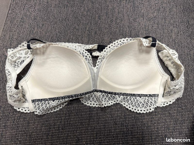 Ensemble Soutien-gorge Blanc - Balconnet - Taille 90B - Thème Papillon - Neuf Avec étiquettes