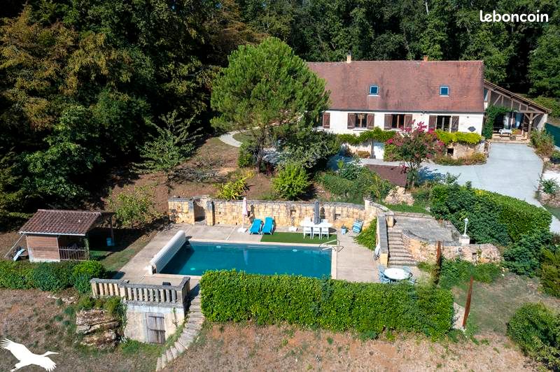 Maison 7 pièces 180 m² · à Sarlat-la-Canéda · 180 m² · 390 000 €