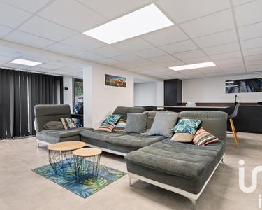 Maison 795 000 € - 306 m²