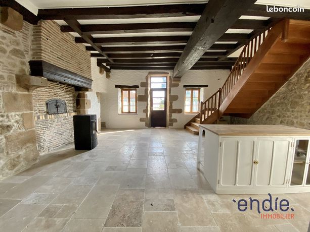 Maison 8 pièces 223 m²