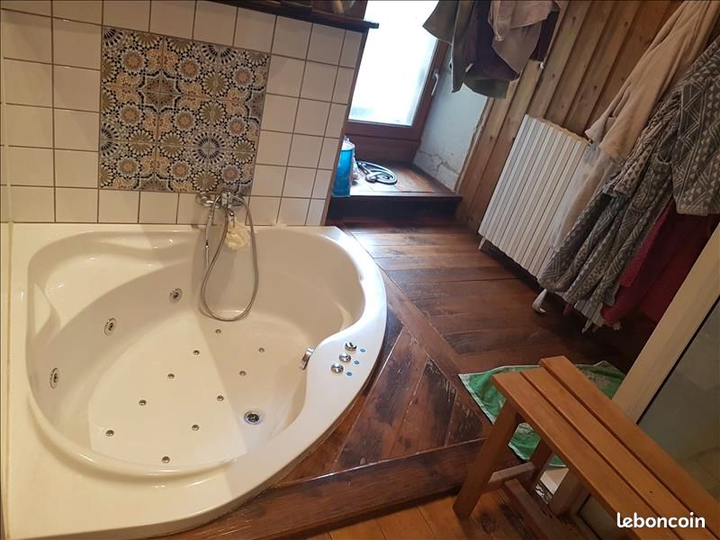 Maison 7 pièces 198 m² - Azay-le-Brûlé 79400 (image principale 8)