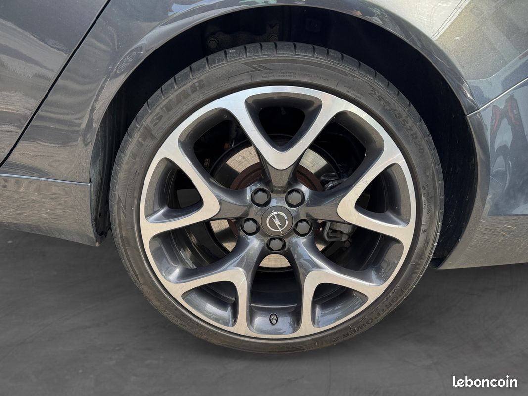 OPEL INSIGNIA ST 2.8 V6 TURBO 325 ch OPC : Garantie 12 mois (image 18)
