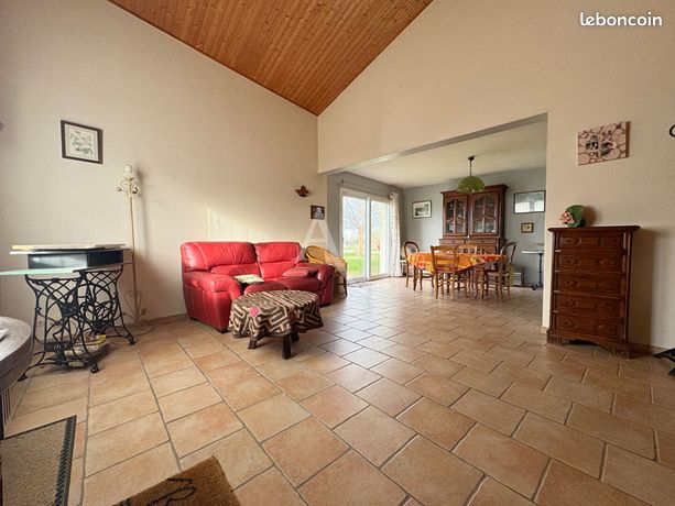 Pavillon 5 pièces 104 m²