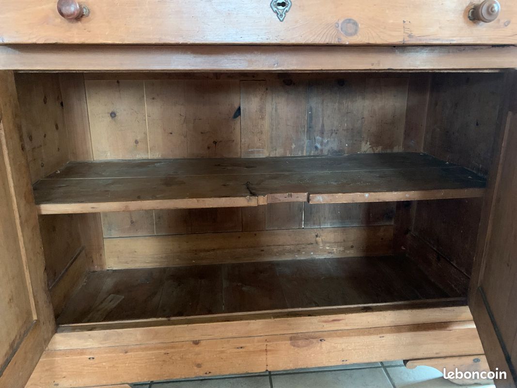 Commode (image 2)