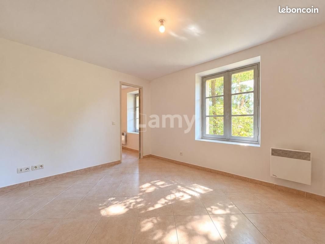 Appartement 2 pièces 50 m² · à Aix-en-Provence · 50 m² · 890 €/mois
