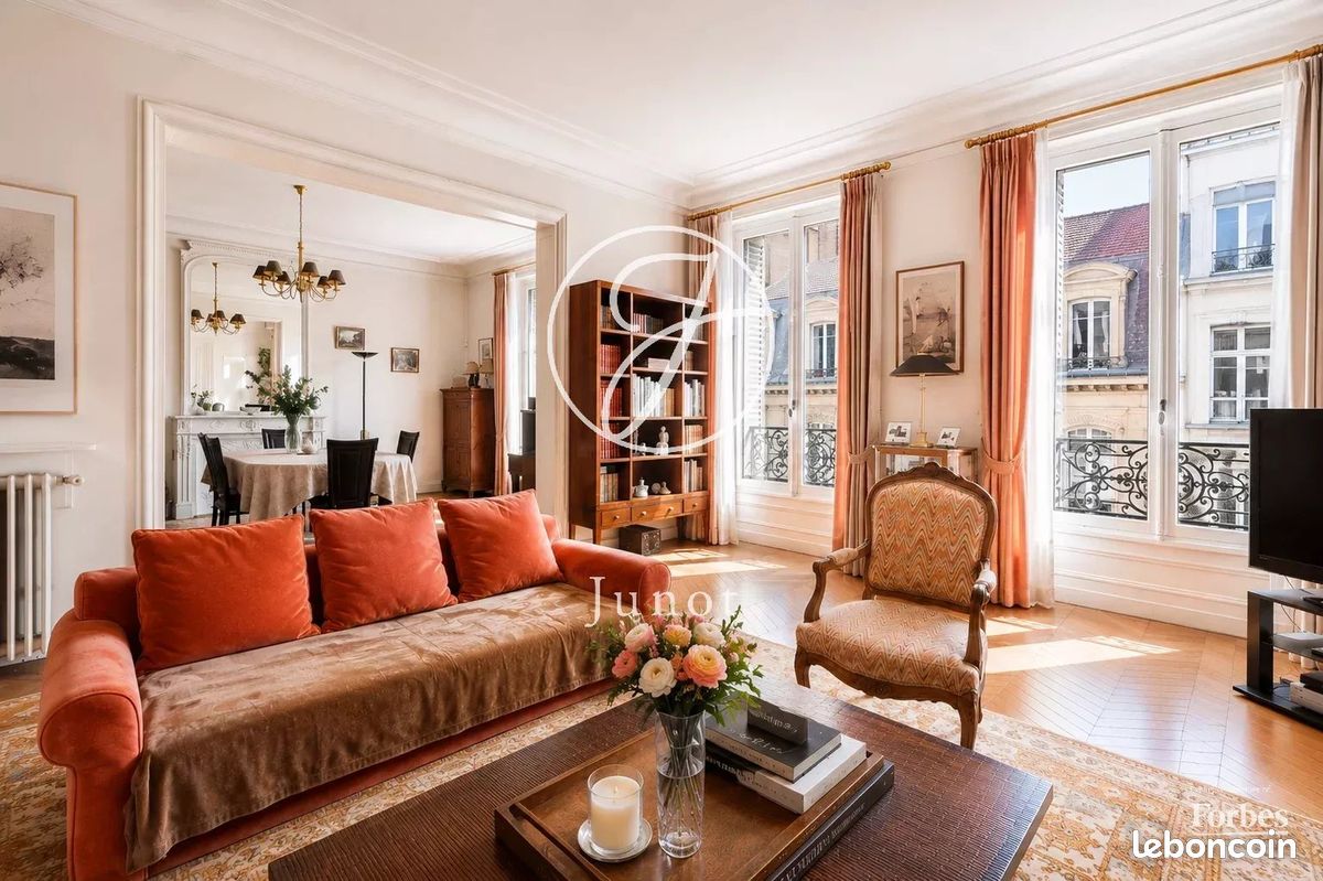 Appartement 7 pièces 216 m² · à Paris · 216 m² · 2 490 000 €