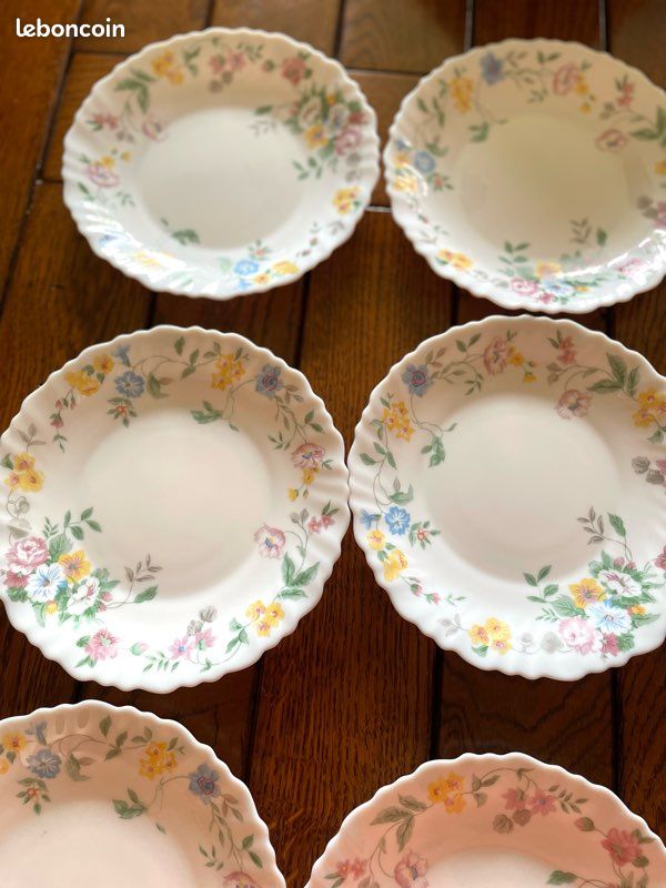 10 assiettes à dessert Arcopal à fleurs (image 5)