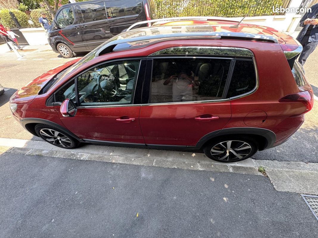 PEUGEOT 2008 1.2 THP Puretech 12V EAT6 S&S 110 cv Boîte auto - Distribution changée (image 8)