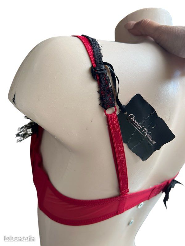 Guêpière Chantal Thomass Rouge - Taille 95B - Neuve Sans étiquettes - Style Balconnet