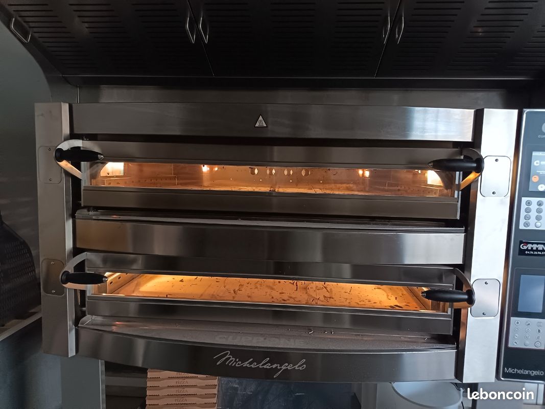 Pizzeria (image 1)
