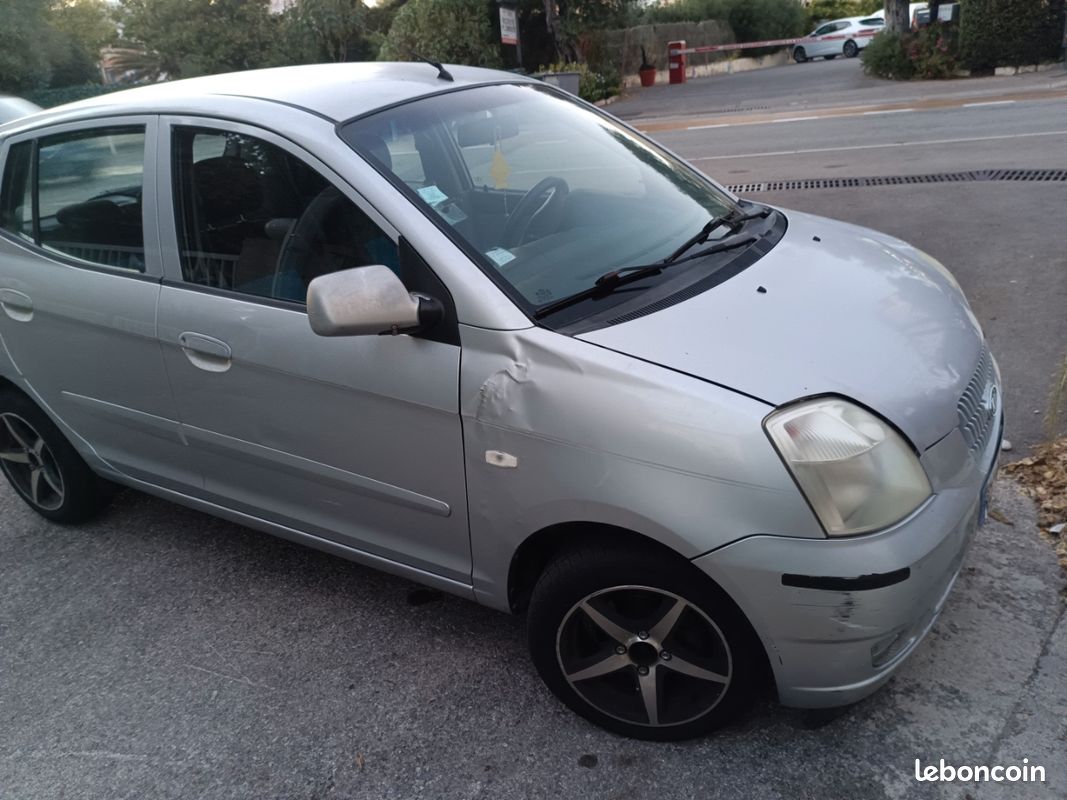 Kia Picanto année 2004, 1,1 litres, Lx , 65cv, 160000 km, 2300 (image 3)