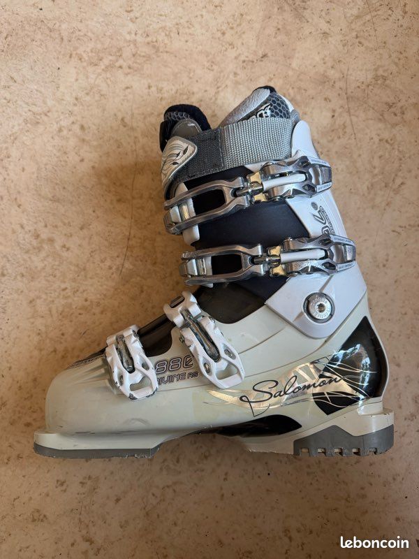 salomon divine rs 880 ski boots 4 approximately 1.59 kg Salomon Men's S/Pro Delta 90