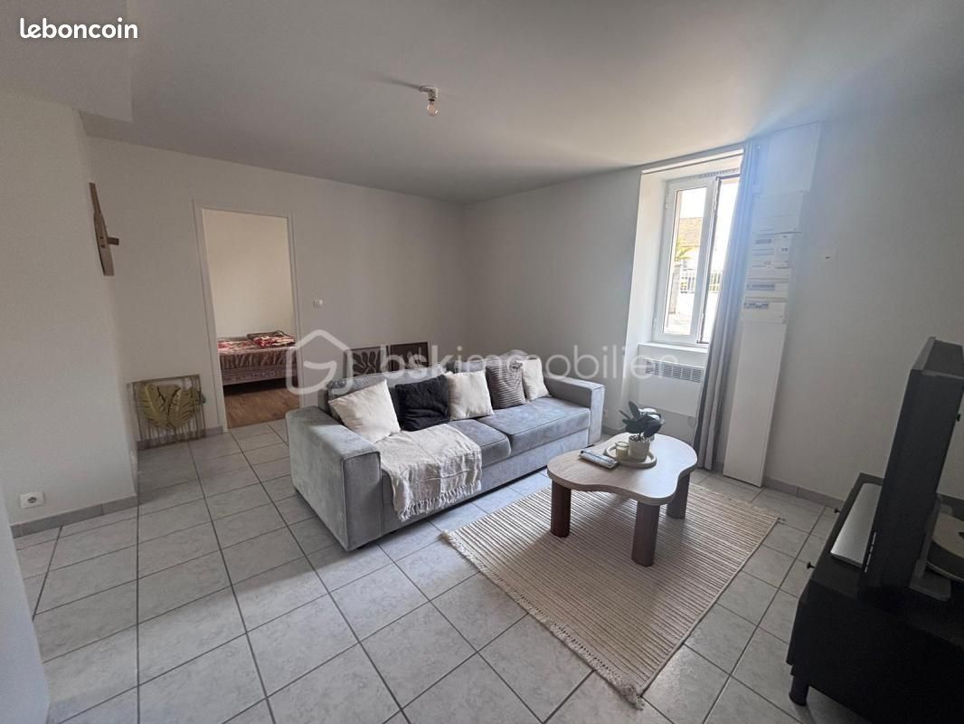 Appartement 2 pièces 37 m² · à Rouvres-Saint-Jean · 37 m² · 650 €