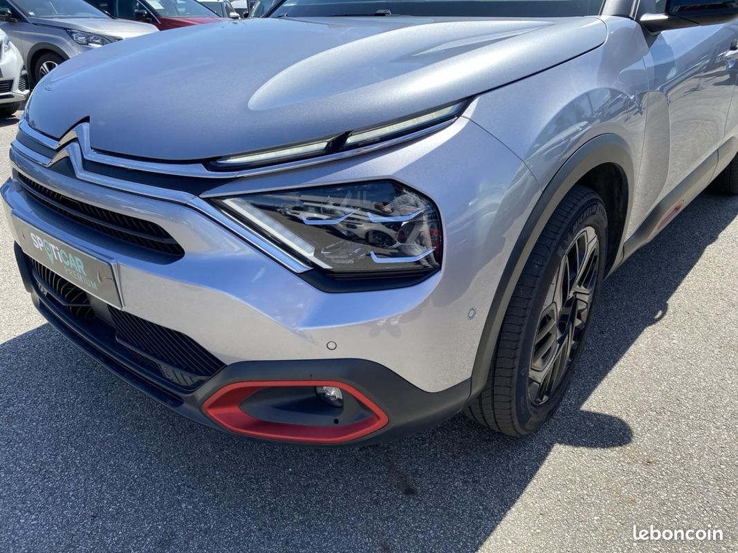 Citroen C4 PureTech 155 Shine EAT8 + attelage (image 29)