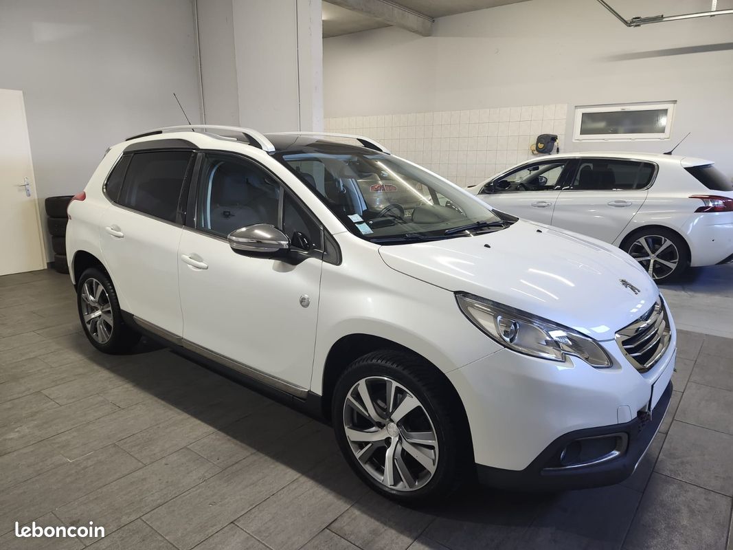 Peugeot 2008 1.6 HDI 120 BV6 - Crossway (image 1)