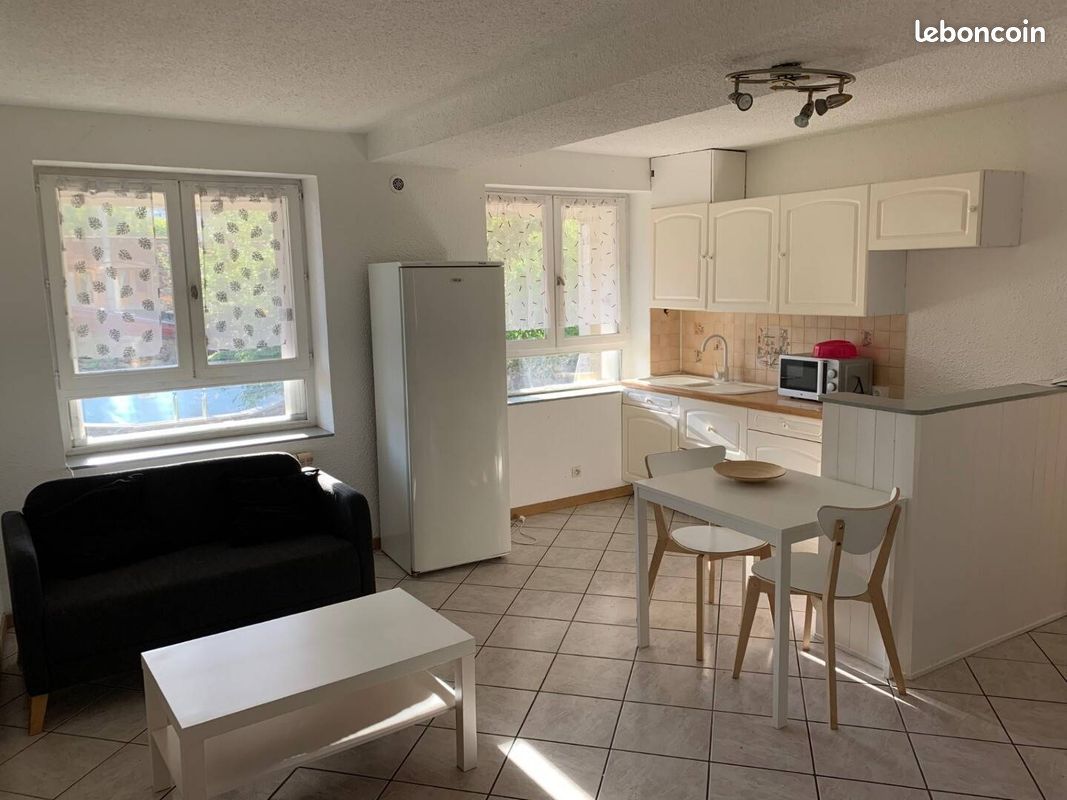 Appartement 2 pièces 38 m² · à Saint-Étienne · 38 m² · 400 €