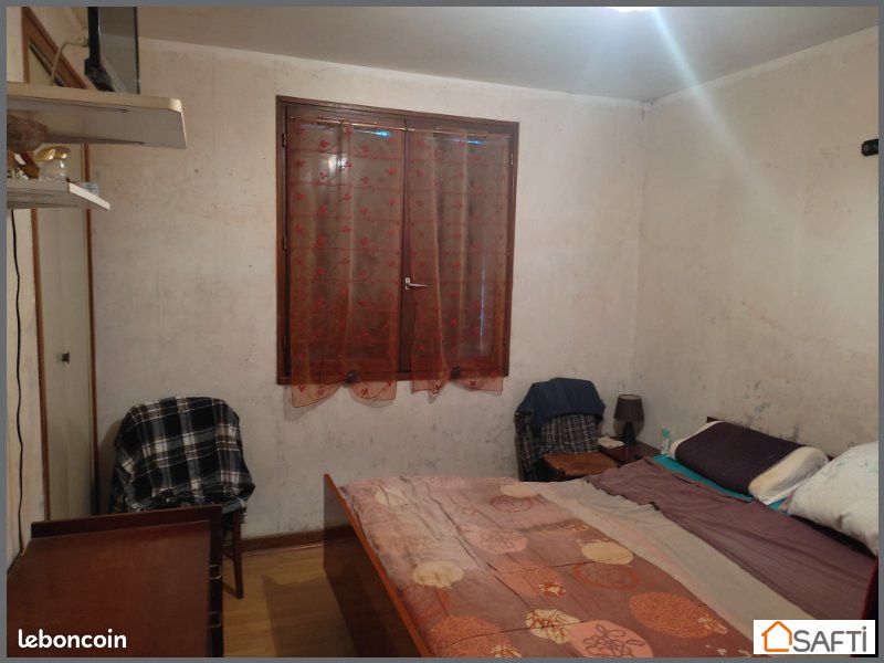 Maison 4 pièces 150 m² - Saint-Georges-de-Noisné 79400 (image principale 7)