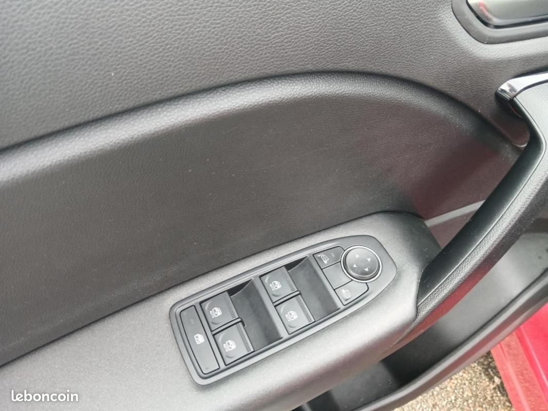 Renault Captur TCe 90 Evolution (image 11)