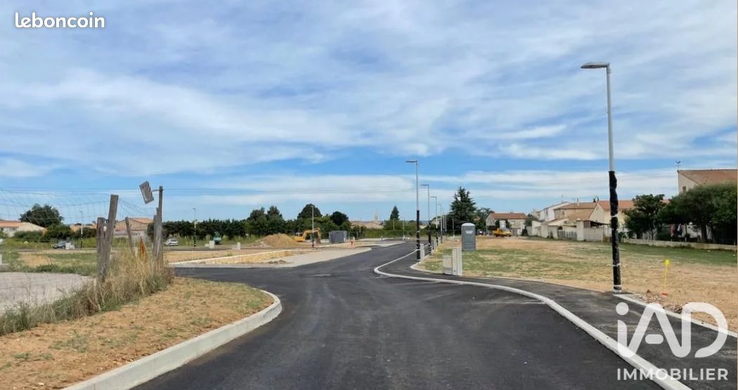 Terrain 215 m² · à Manduel · 215 m² · 99 000 €