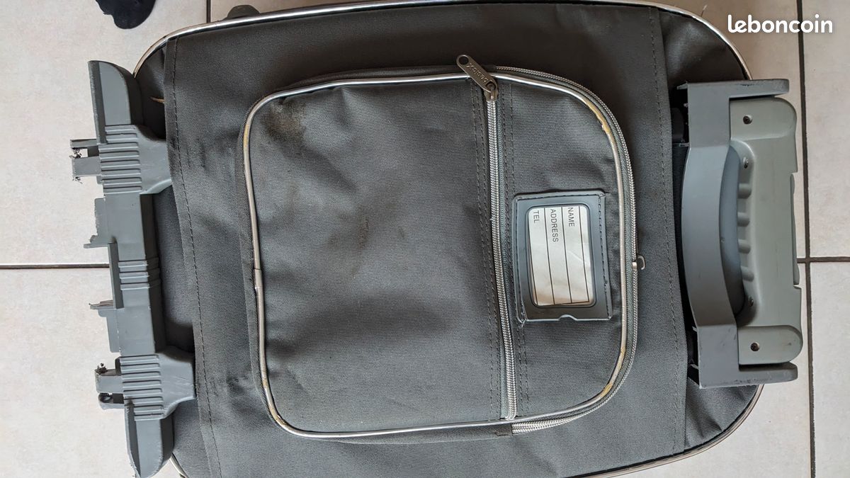 Petite valise carry-on sans roulettes 50x40x20 extensible