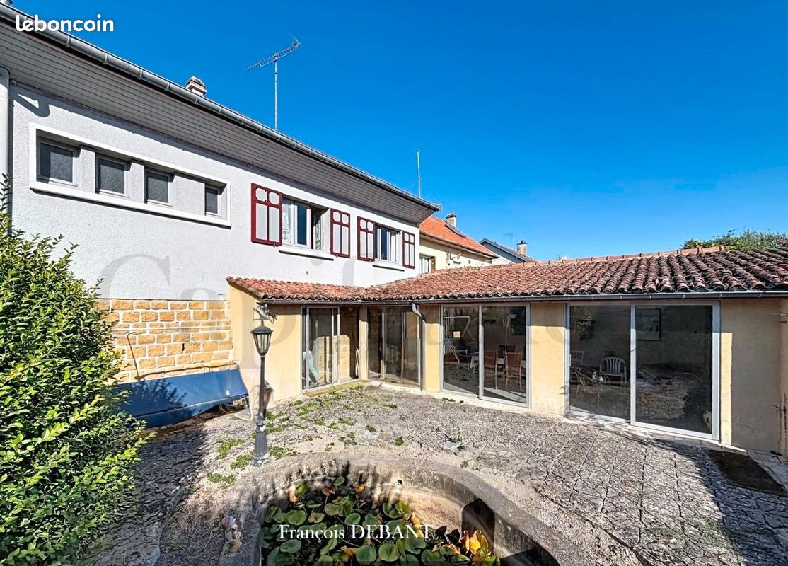 Maison 6 pièces 71 m² · à Challerange · 71 m² · 99 000 €