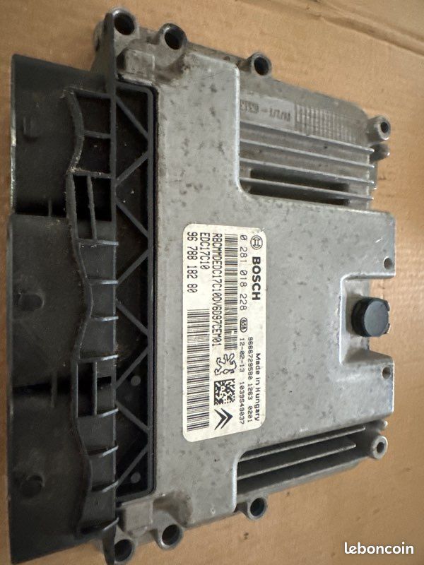 Calculateur moteur Citroen berlingo (image 1)