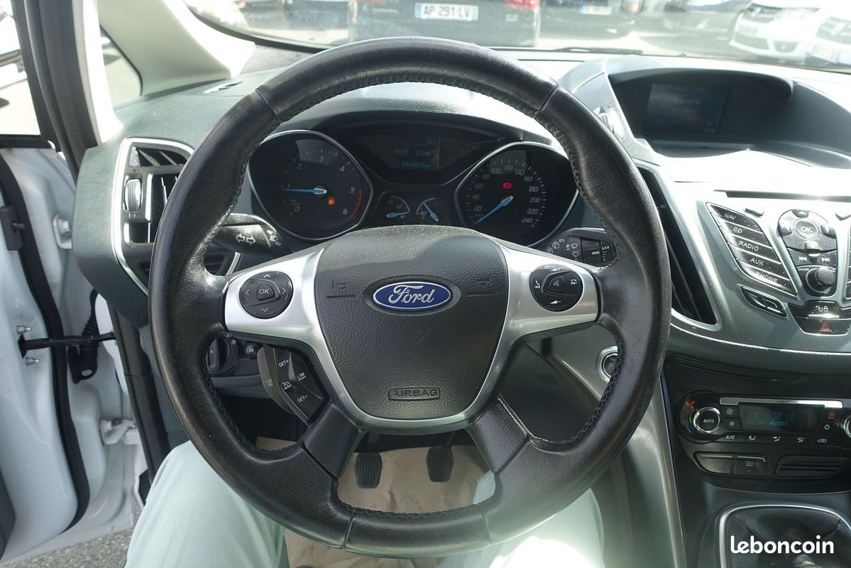 Ford C-MAX 1.6 TDCI 115CH FAP TITANIUM X (image 12)