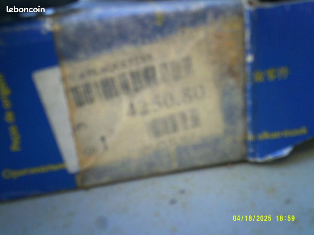 Peugeot 605 : plaquette de frein AV (image 1)
