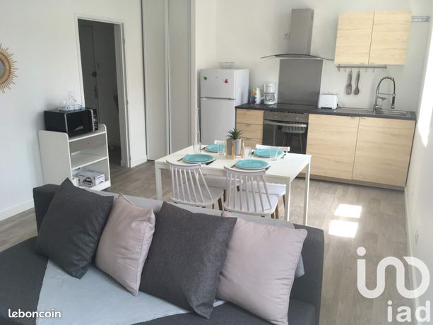 Immeuble 150 m² Dunières