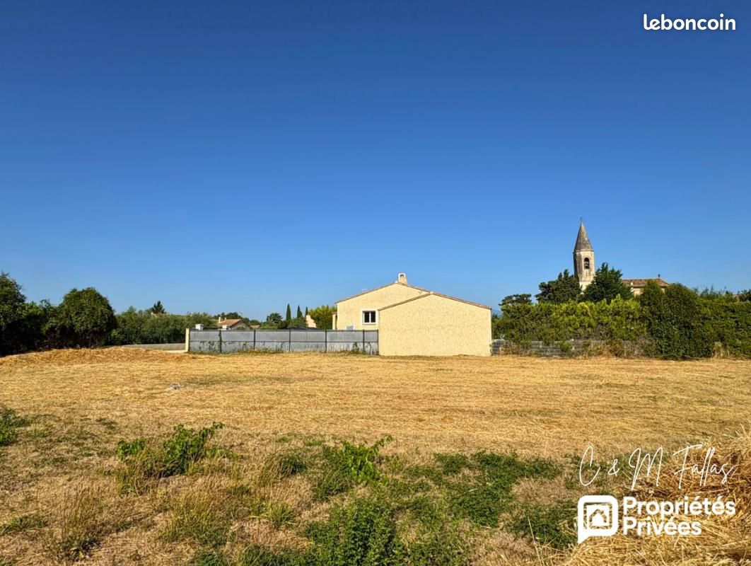 Terrain 960 m² Travaillan · 125 000 €
