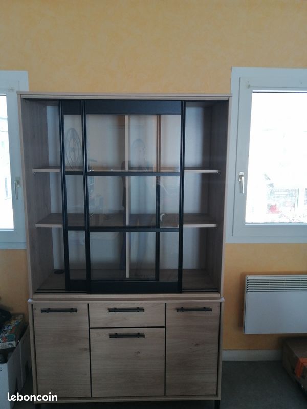 Vend meuble vaisselier (image 2)
