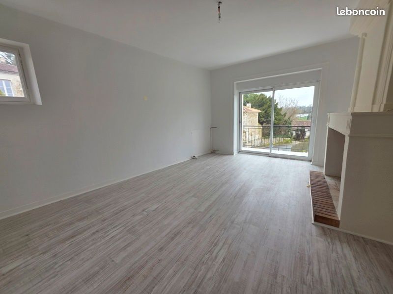 Maison 5 pièces 92 m² · à La Chapelle-des-Pots · 92 m² · 134 915 €