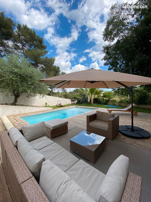 Superbe Villa au cœur des garrigues (image 1)