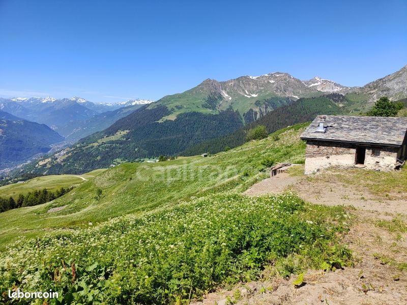 Maison 4 pièces 141 m² · à La Plagne Tarentaise · 141 m² · 285 000 €