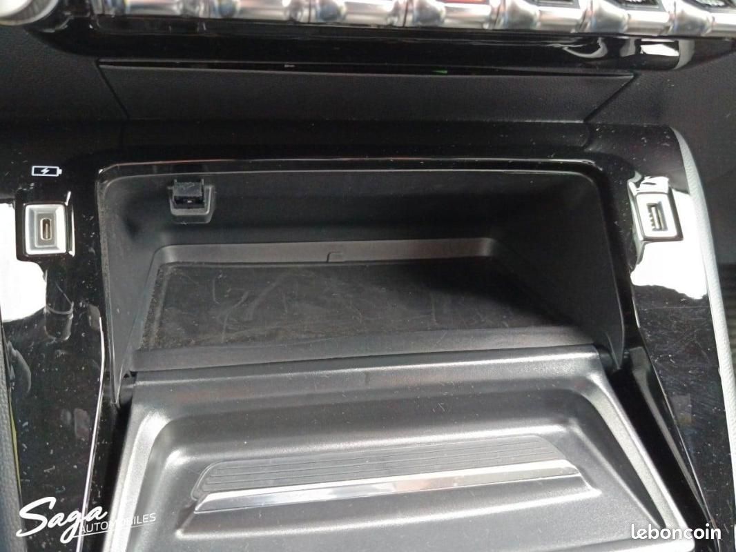 Peugeot 2008 BlueHDi 130 S&S EAT8 Allure (image 19)