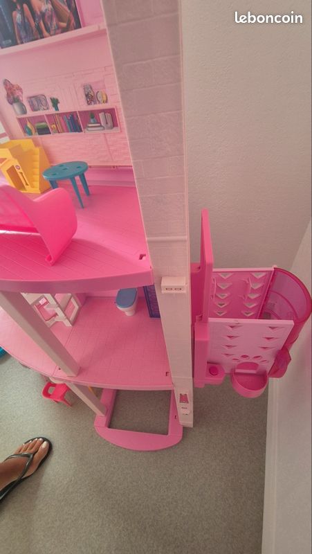 Maison de barbie (image 3)