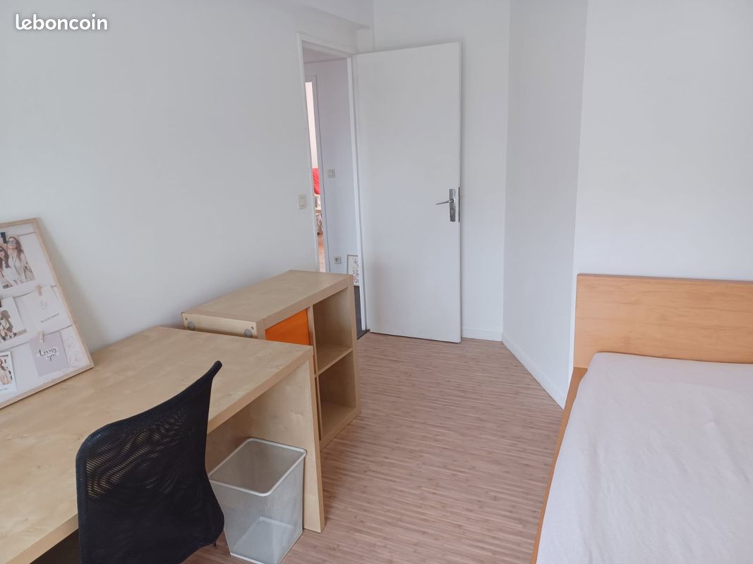 Appartement 5 pièces 74 m² · à Rennes · 74 m² · 480 €