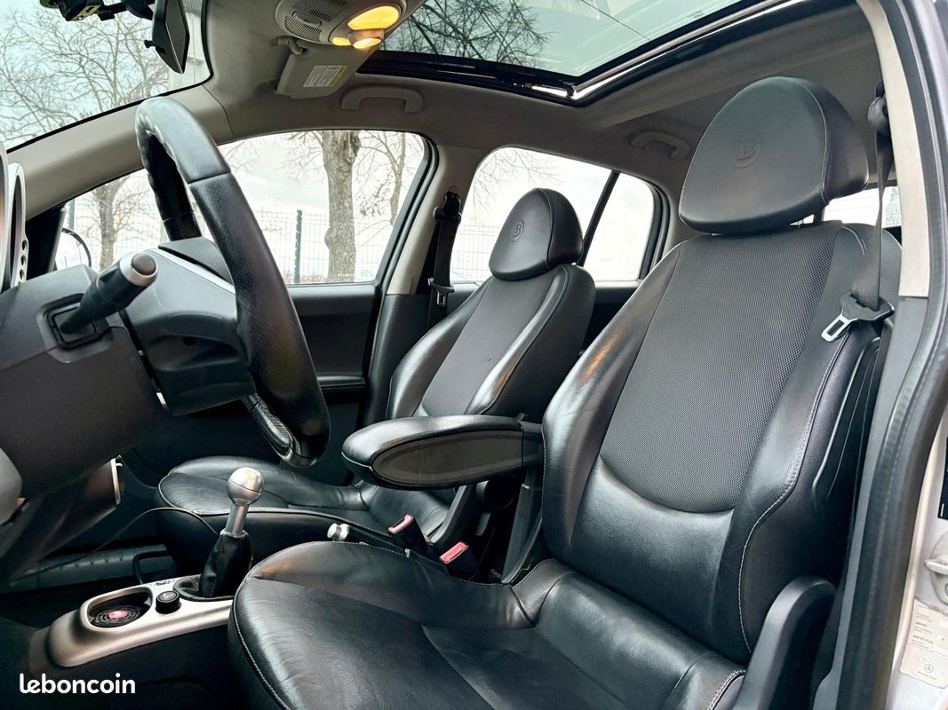 Smart Forfour 1.5 T 177ch BRABUS BVM - Toit Ouvrant Sièges Chauffant Bluetooth Jantes Alliages Apple CarPlay - Suivie et Garantie 12 mois (image 8)