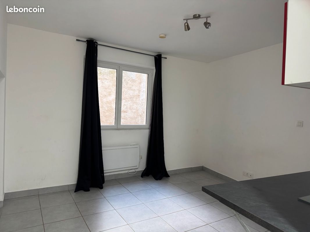 Appartement 1 pièce 18 m² · à Agde · 18 m² · 400 €