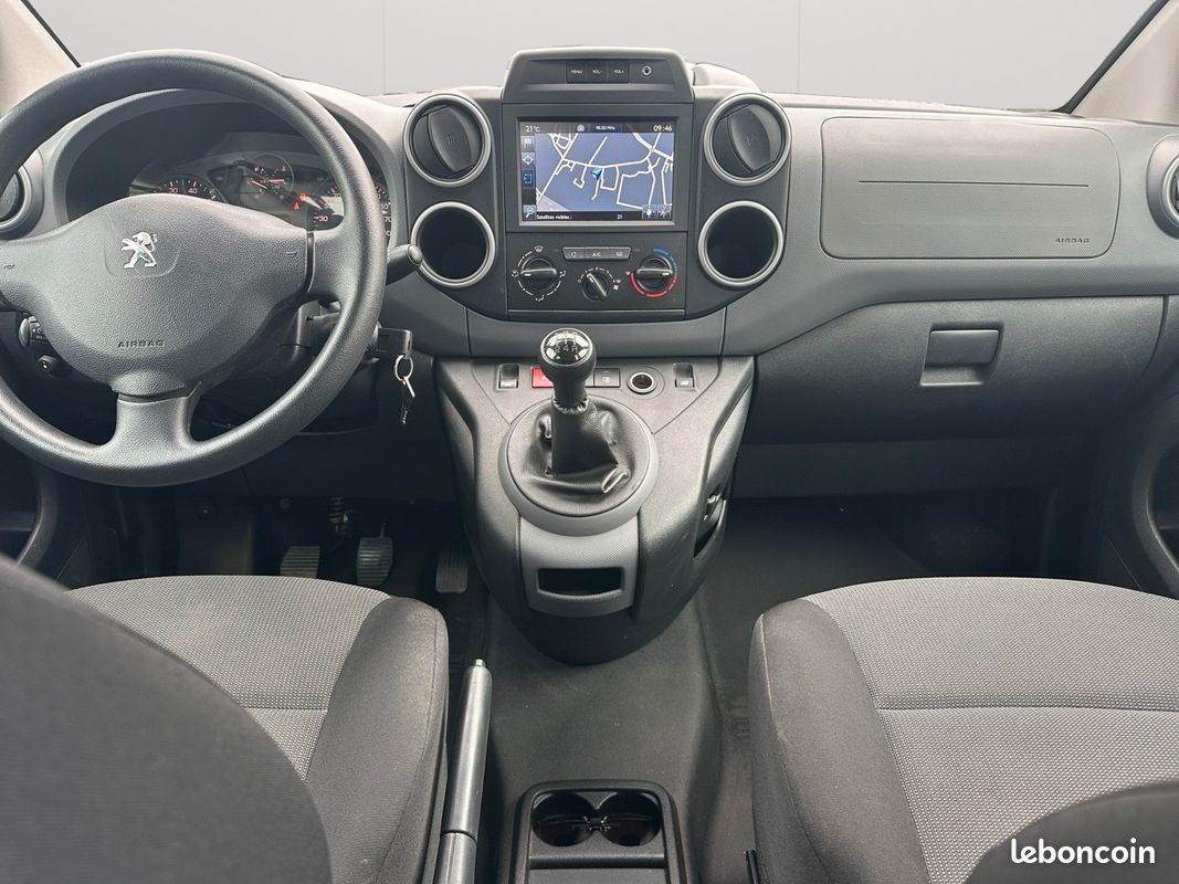 PEUGEOT PARTNER COMBI 1.6 HDI 90 PREMIUm (image 11)
