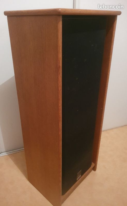 Lot 2 caissons rangement enceinte (image 1)